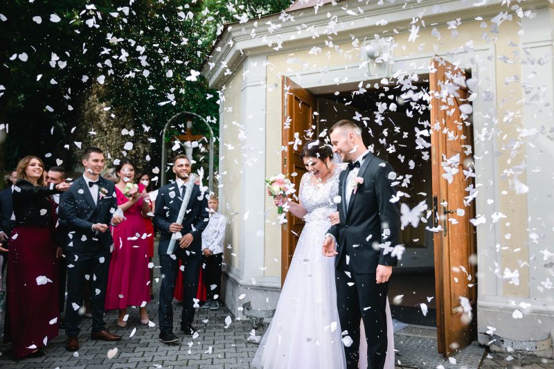 Zdjęcie ślubne konfetti Karolina i Darek